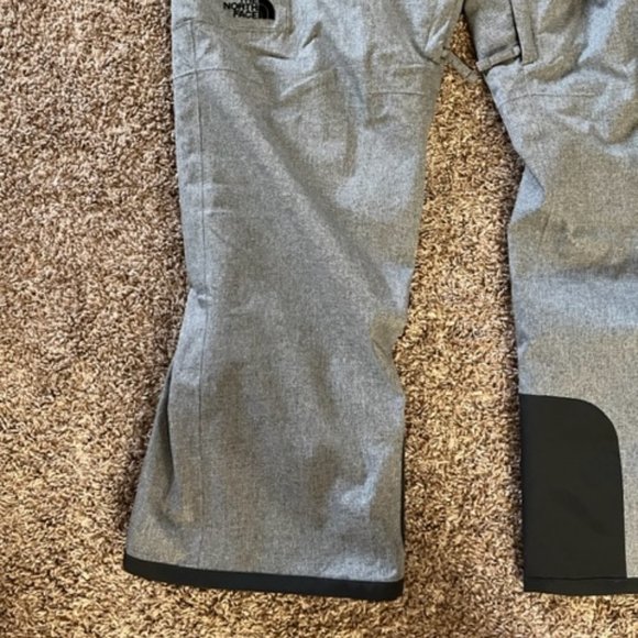 The North Face Men's Snow Pants - Picture 3 of 10